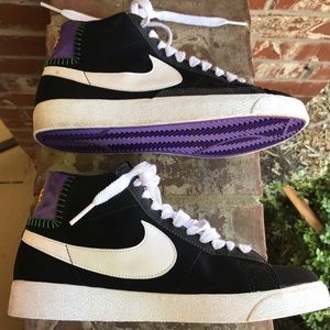 Black Purple and White Women’s Nikes